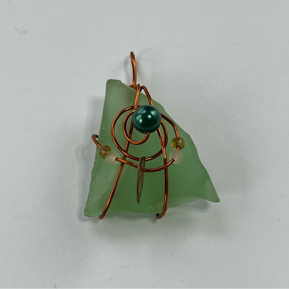 Green artisan seaglass pendant